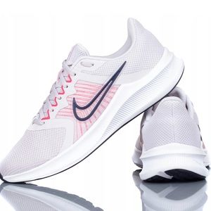 Nike Downshifter 11 WMNS - Size. 7.5